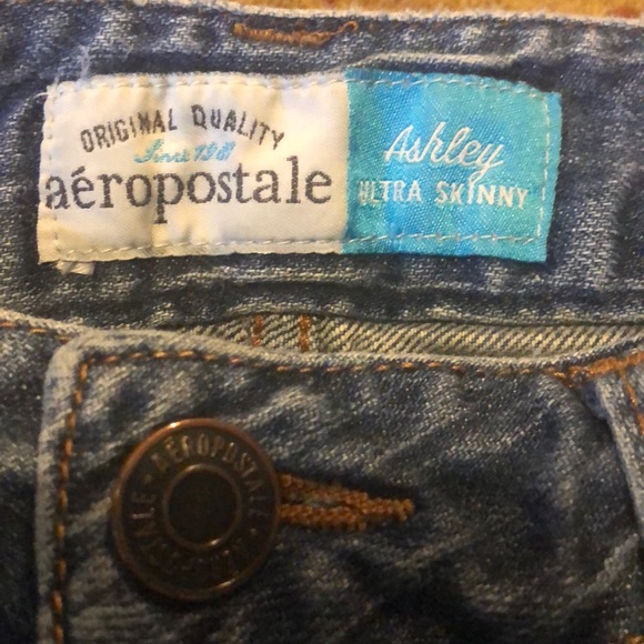Aeropostale jean shorts - Picture 2 of 5